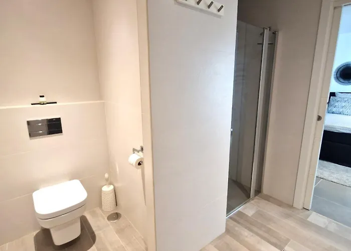 Stunning In With Amazing Views, Pool And Large Gym * Benalmádena